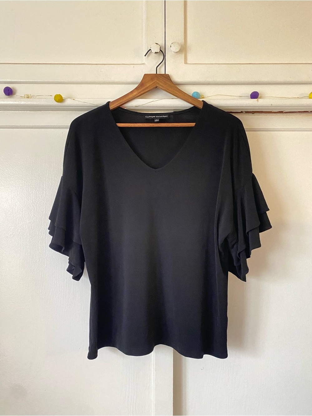 Catherine Malandrino Black V-Neck Ruffle Sleeve Top